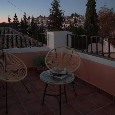 Jardines De La Alhambra غرناطة